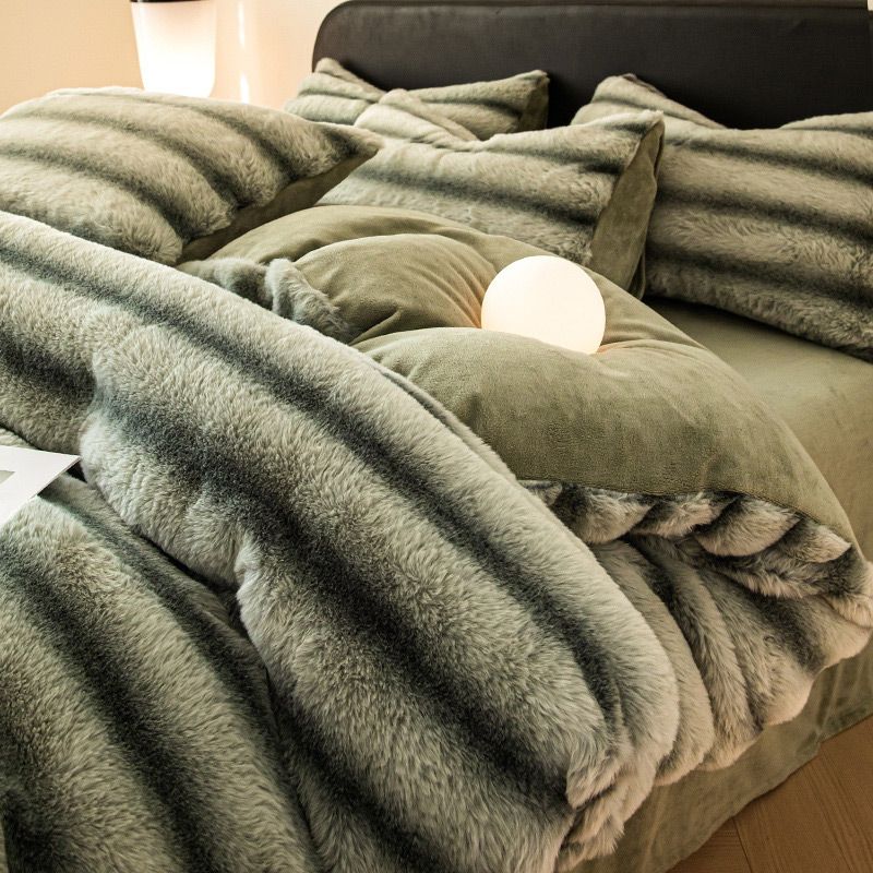 ✨Get 50% off💖Thick Fluffy Thermal Throw Blanket Small Quilt Cover